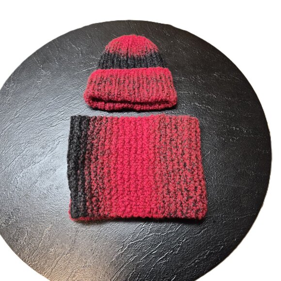Handmade Alpaca Wool Hat & Snood Set – Red Burgundy Black Soft Chunky Warm Ombre - Picture 5 of 7